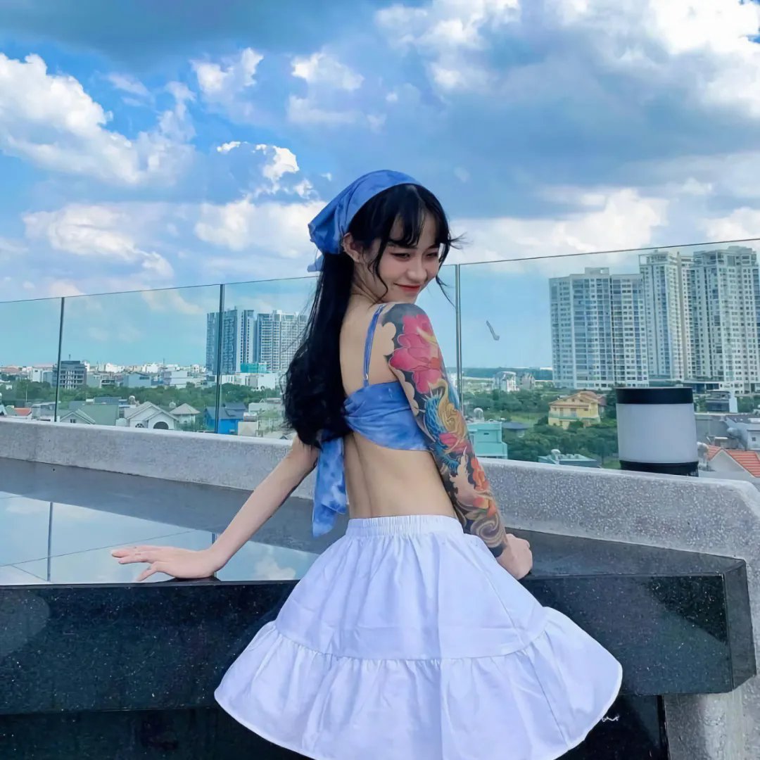 等爱的女神